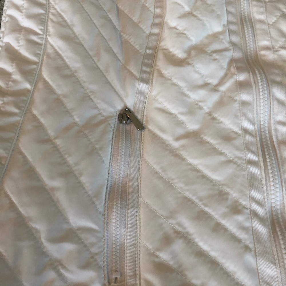 COPY - Laura Ashley Vest - Picture 6 of 8